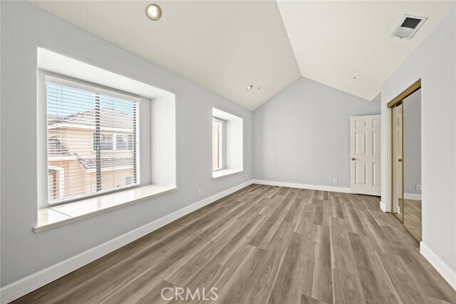 Building Photo - 319 California St