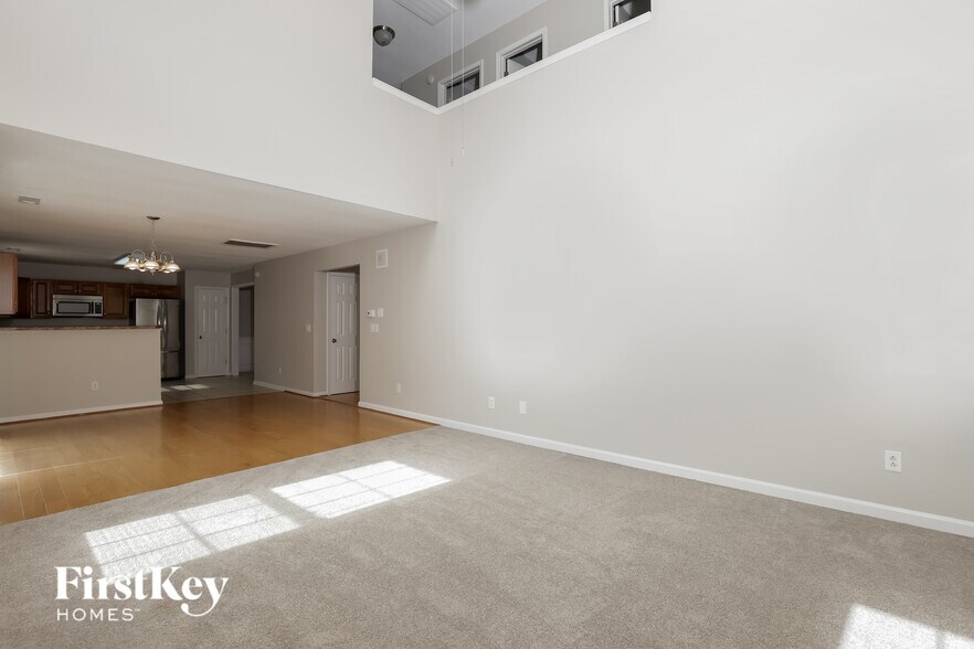 Building Photo - 709 Southshore Pkwy