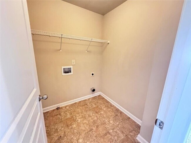 Building Photo - 1420 Brookmere Way