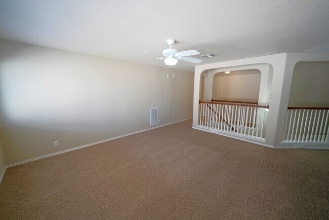 Building Photo - Immaculate Rental Now Available in Cibolo!...