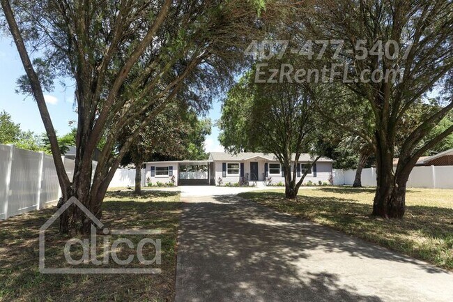 Building Photo - 135 W Chesley Ave