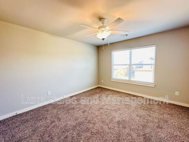 Building Photo - 2116 Camino Del Plaza Ln