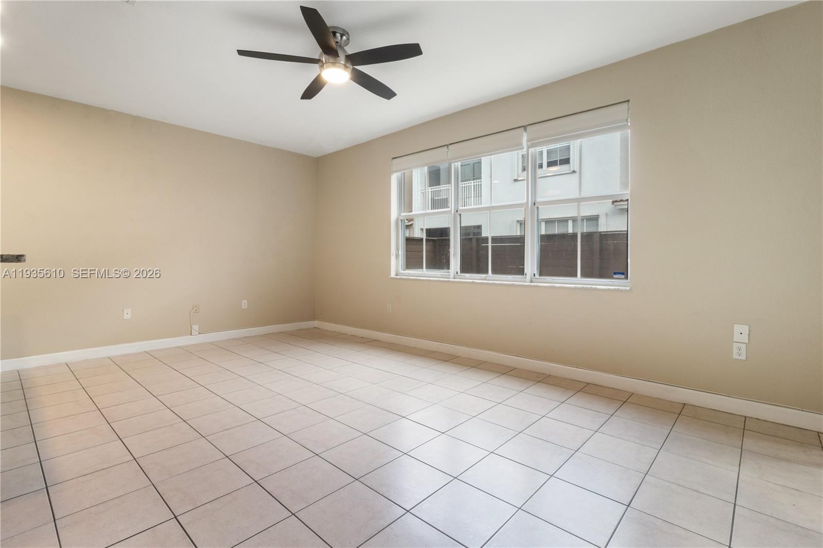 Building Photo - 8562 NW 108th Ave