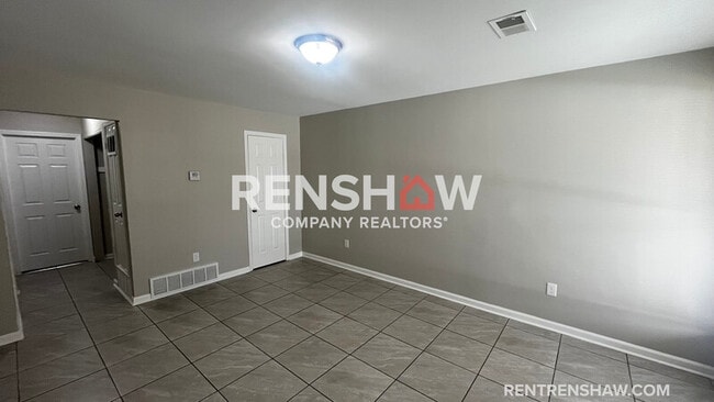 Building Photo - 3002 Elbert Cove