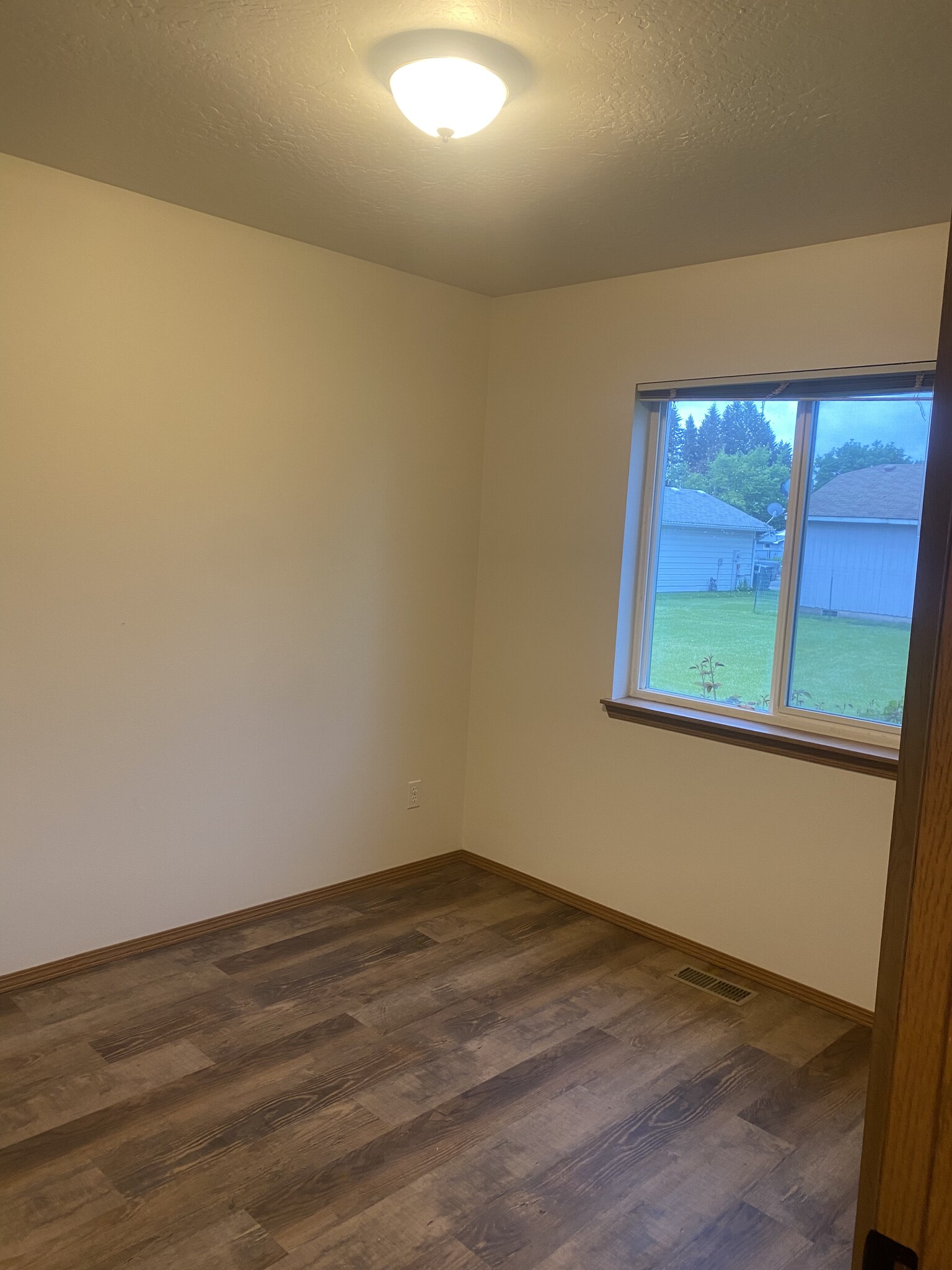 Bedroom - 80 E Ryan Dr