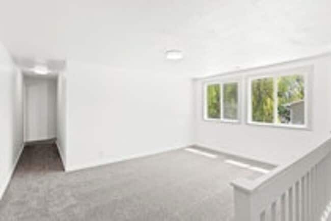 Building Photo - 1630 Ridgemark Dr