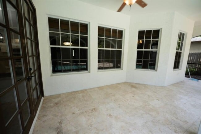 Building Photo - 3915 W Kensington Ave