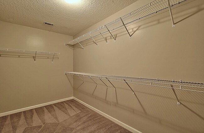 Building Photo - 1429 Evergreen Trl