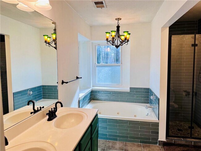 Building Photo - 1140 Taylor Oaks Dr