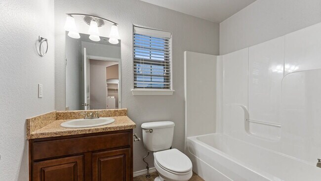 Building Photo - "Delightful 4-Bed Bentonville Haven with C...