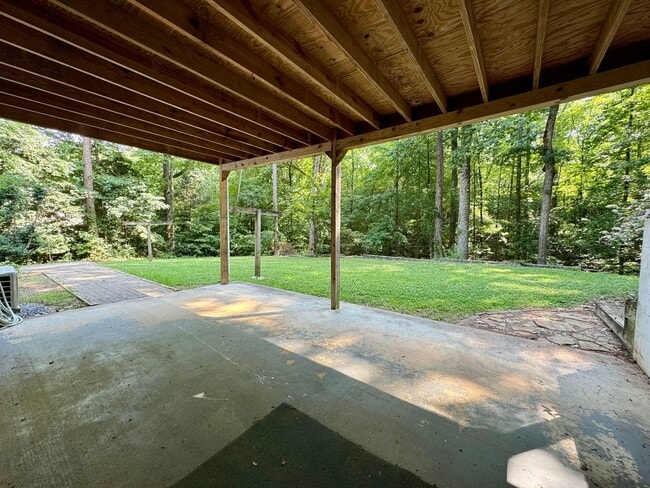 Building Photo - Location, Community, Quality Living. It St...