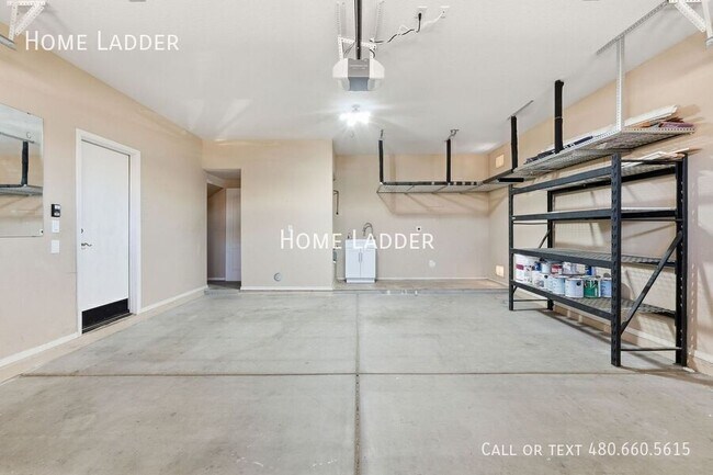 Building Photo - 44507 Redrock Rd