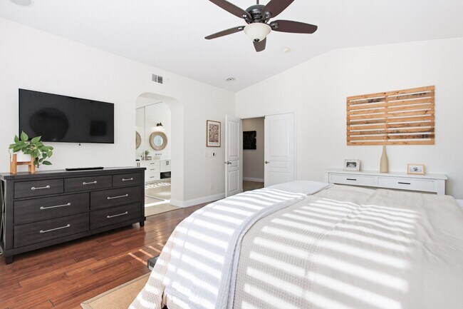 Building Photo - 1317 Gull Ct