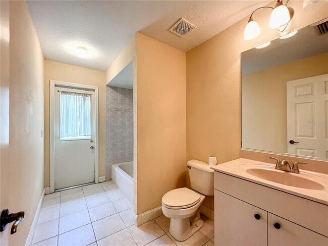 Building Photo - 5203 SE 42nd Ct