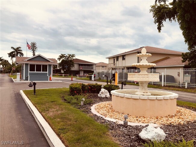 Building Photo - 3303 Royal Canadian Trace