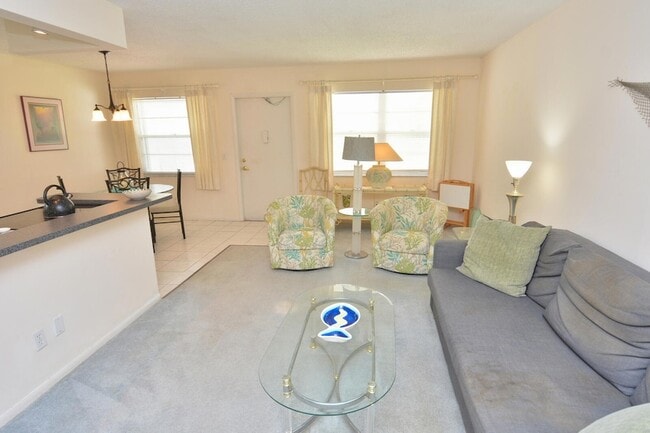 Building Photo - 1225 NW 21st St