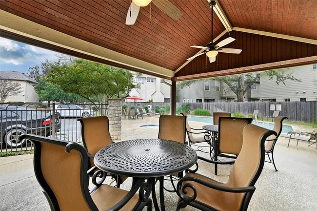 Building Photo - 8518 Cahill Dr