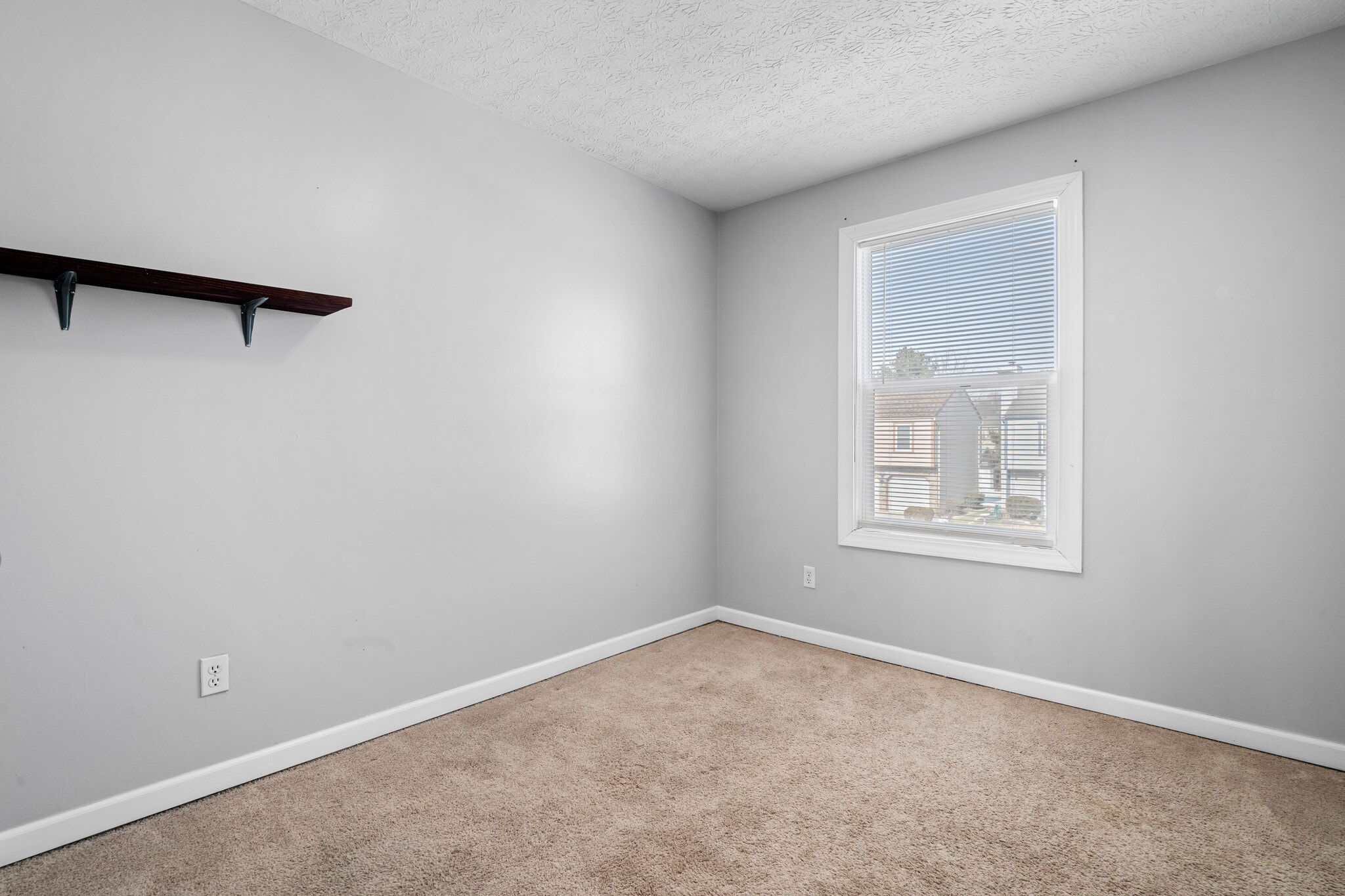 Building Photo - 6069 Northbend Dr