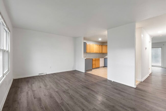 Building Photo - Unparalleled convenience and accessibility...