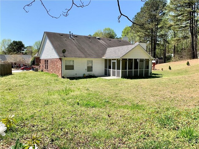 Building Photo - 70 Chandler Ridge Ln SE