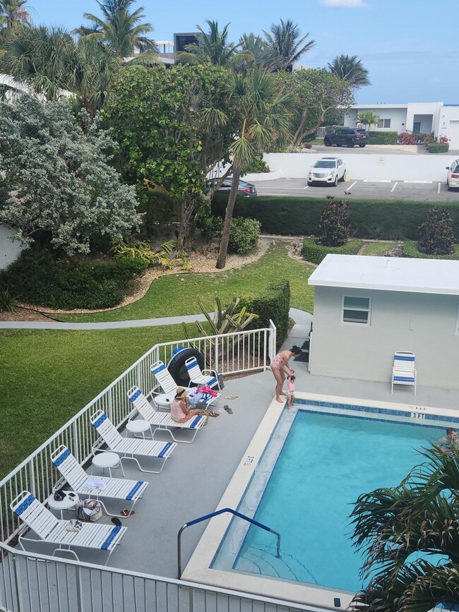Building Photo - 3500 S Ocean Blvd