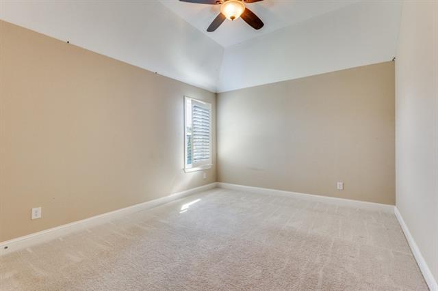 Building Photo - 8705 Verona Dr