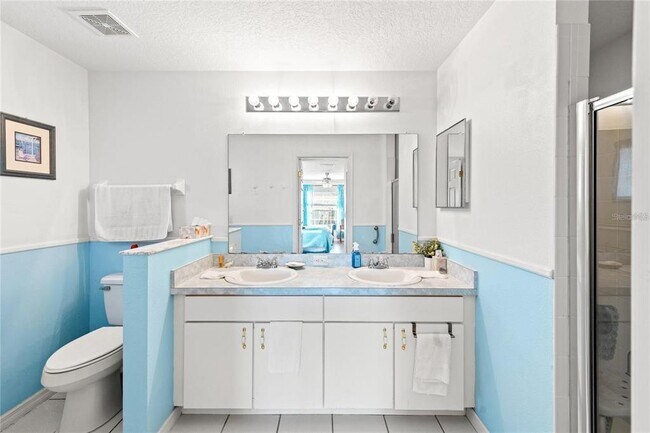 Building Photo - 221 Prather Dr