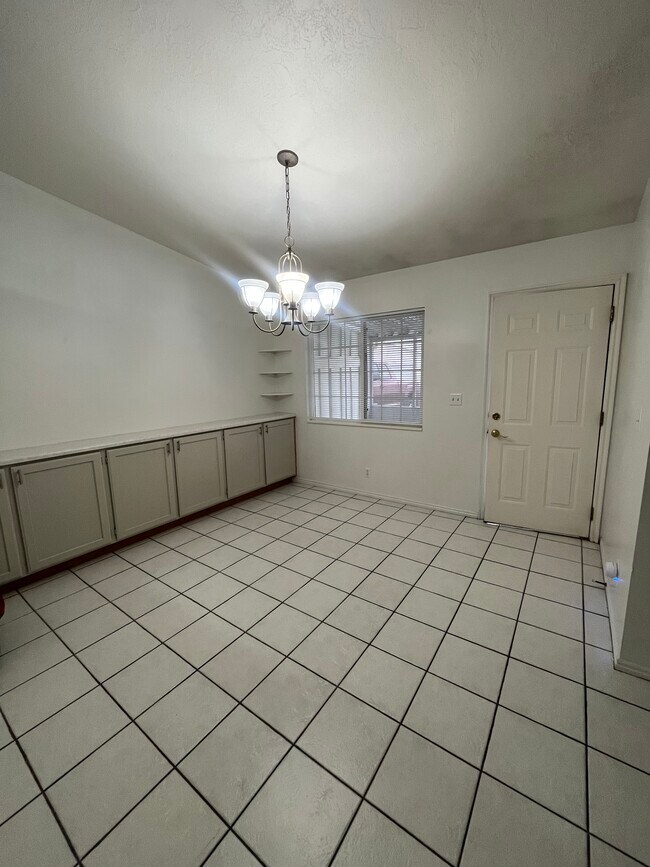 Building Photo - 1546 W 3280 S