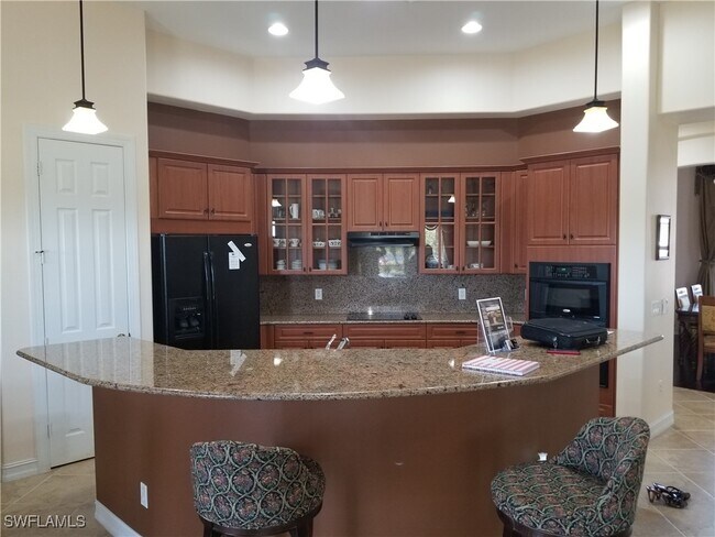 Building Photo - 12501 Fairmont Dr