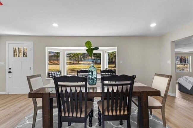 Building Photo - 2155 Hickory Trce