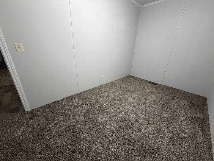 Building Photo - 15368 Dominique Dr