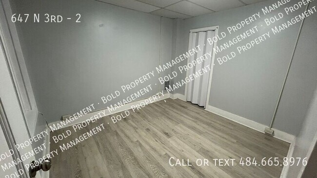 Building Photo - 647 N 3rd-2