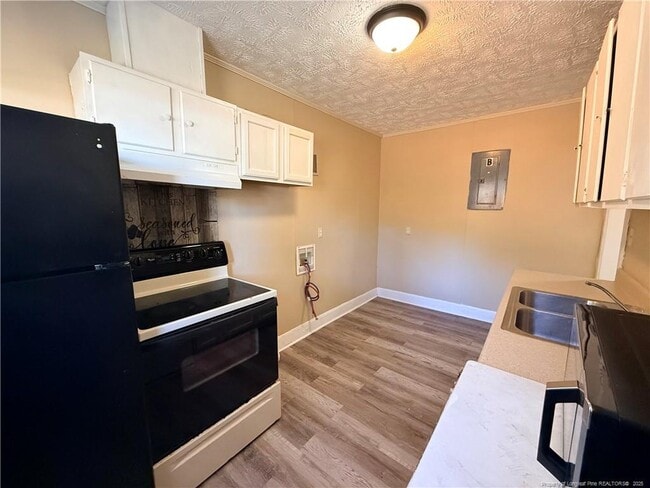 Building Photo - 1106 Clark St