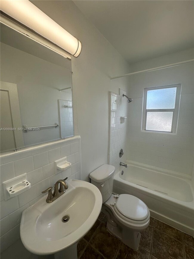 Building Photo - 4249 Bougainvilla Dr