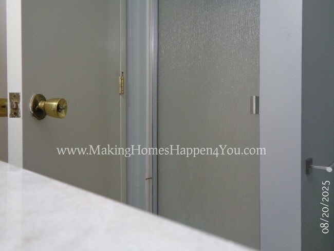 Building Photo - 2160 Trade St SE