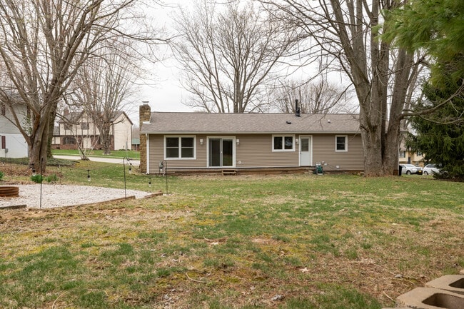 Building Photo - 207 Ridge Springs Ln