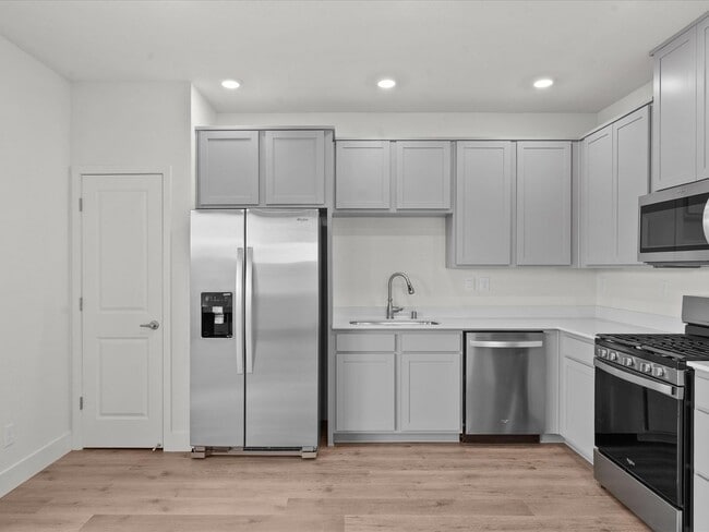 Building Photo - The Magnolia - 4 Bedroom, 2.5 Bath single ...