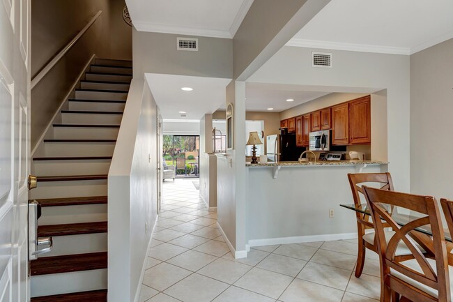 Building Photo - 5101 Beachwalk Pl