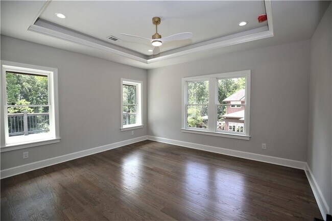 Building Photo - 957 Briarcliff Rd NE
