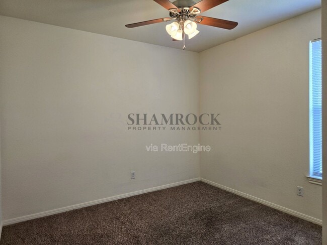 Building Photo - 3068 Clydesdale Way
