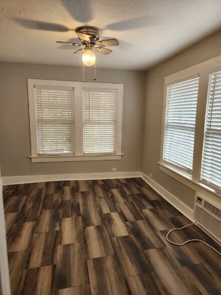 Building Photo - 3518 Jeffries St