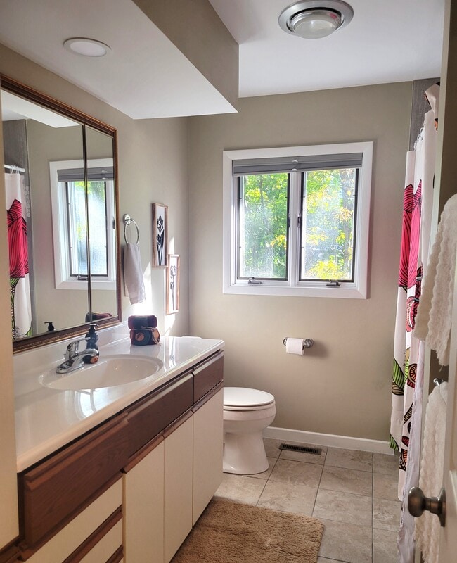 Building Photo - 166 Baltusrol Rd