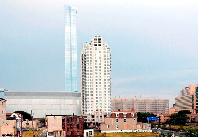 Building Photo - 526 Atlantic Ave