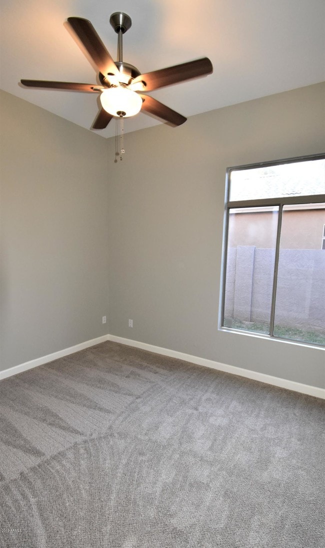 Building Photo - 9430 W Elm St