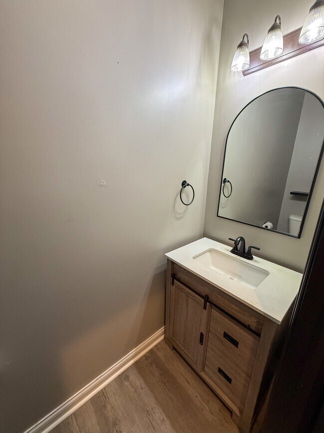 Building Photo - 8836 Kipling Dr
