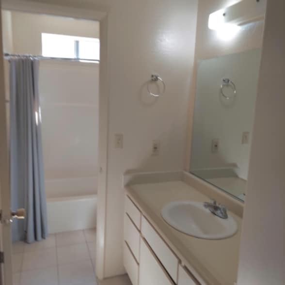 Building Photo - 761 California St