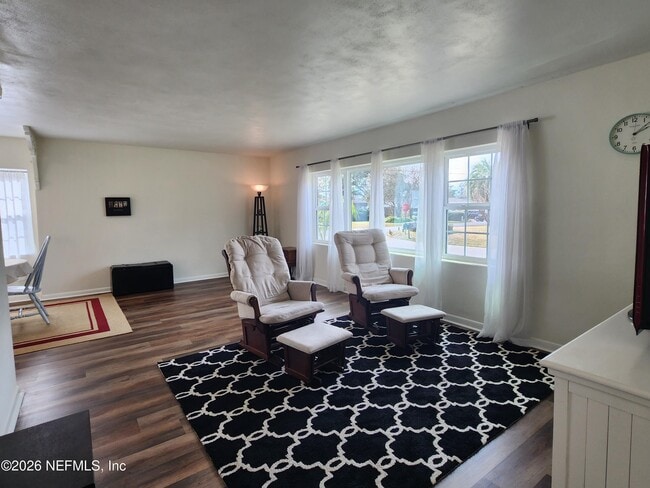 Building Photo - 7269 Balboa Rd