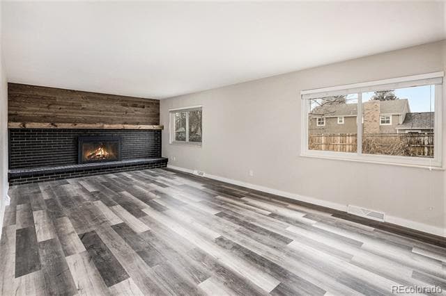 Building Photo - 8345 E Hinsdale Ave