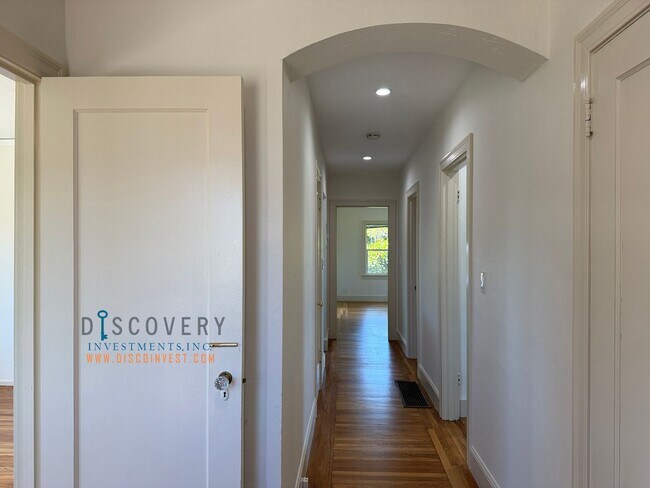 Building Photo - Newly Renovated & Turn-Key Home in Prime El Cerrito Walking Distance to BART and Parks