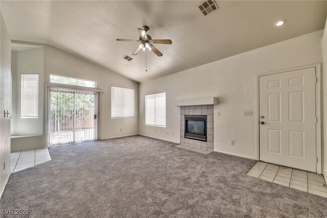 Building Photo - 2559 W Richmar Ave